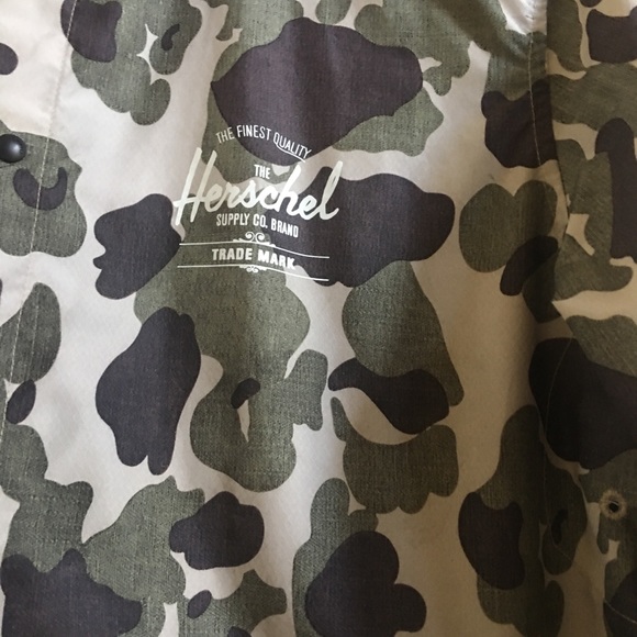 Hershel camo coach windbreaker button up jacket - Picture 4 of 8